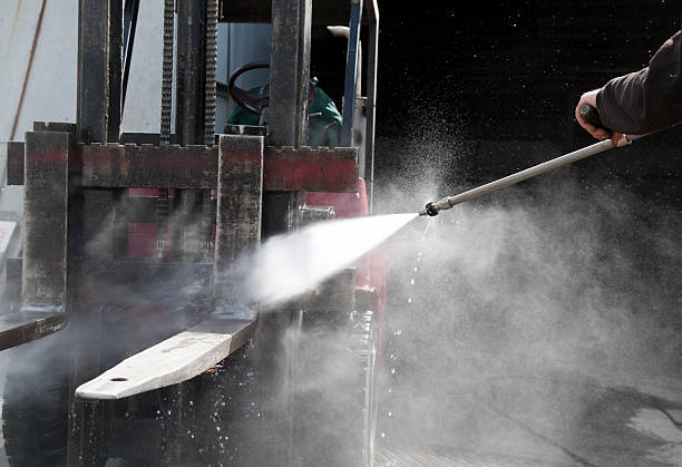 Best Roof Cleaning and Mildew Removal in Centerton, AR